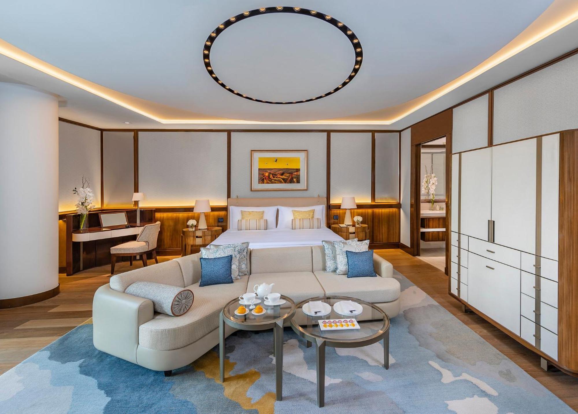 فندق الفيصلية الرياض المظهر الخارجي الصورة A suite at the hotel